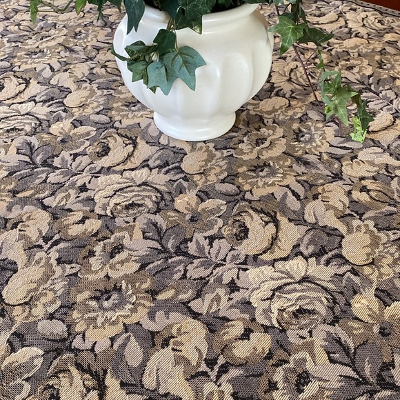 VTG Tapestry Tablecloth 58”x68” - Picture 6 of 12